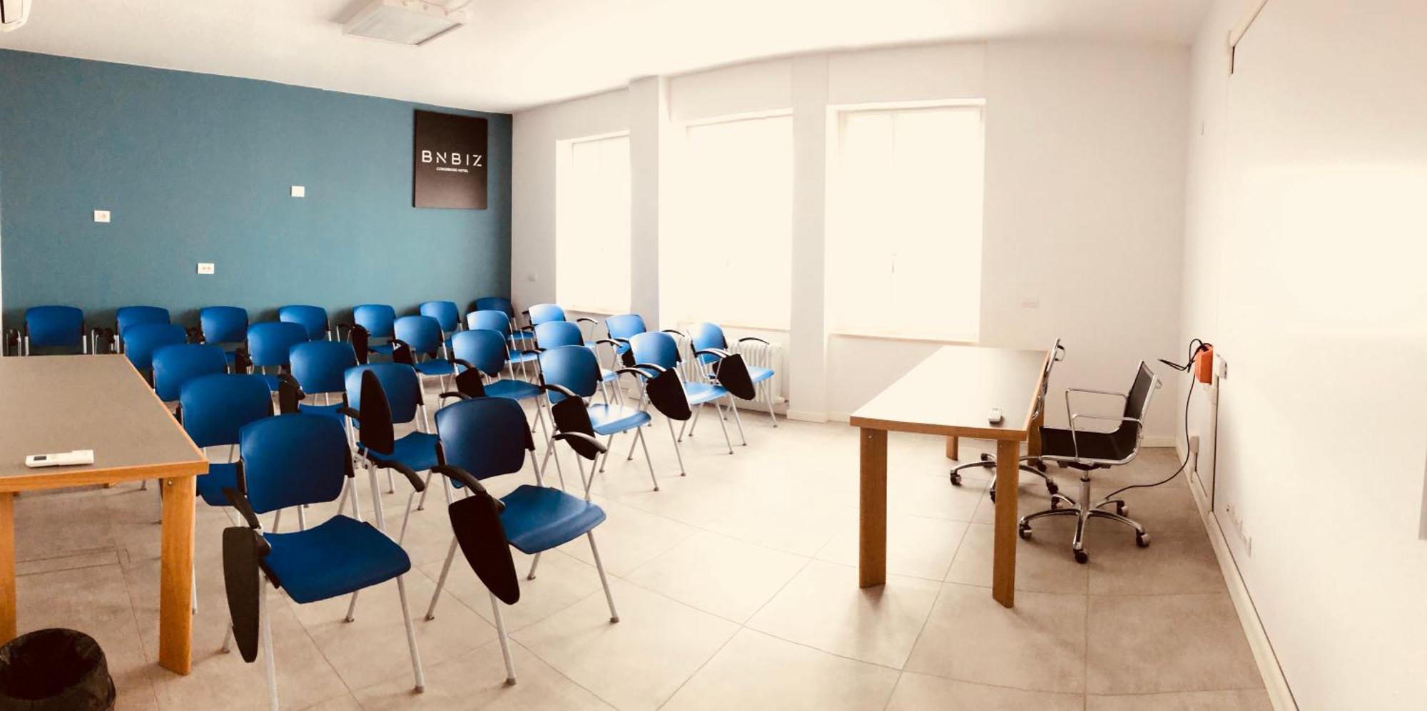 Bnbiz - Coworking Hotel 费伦佐拉亚达 外观 照片