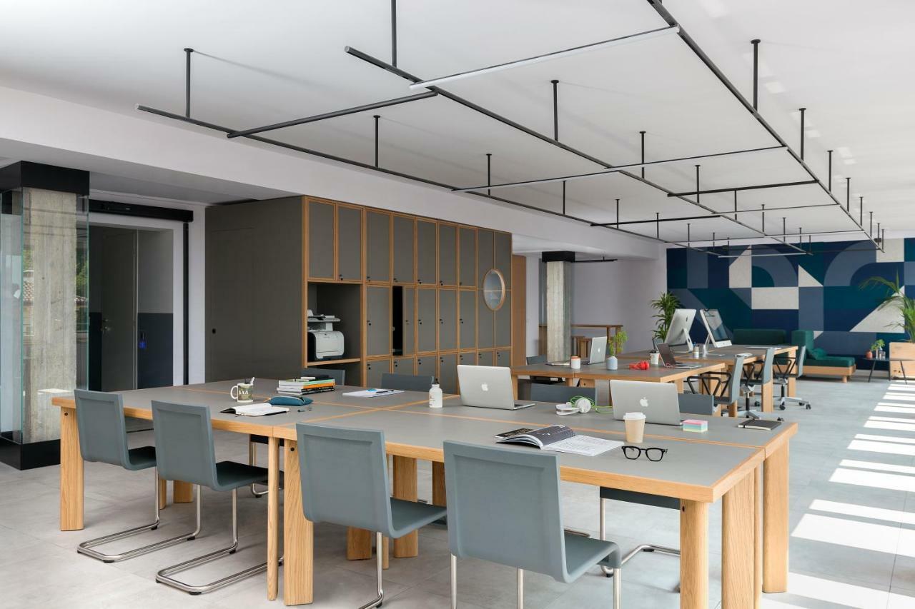 Bnbiz - Coworking Hotel 费伦佐拉亚达 外观 照片