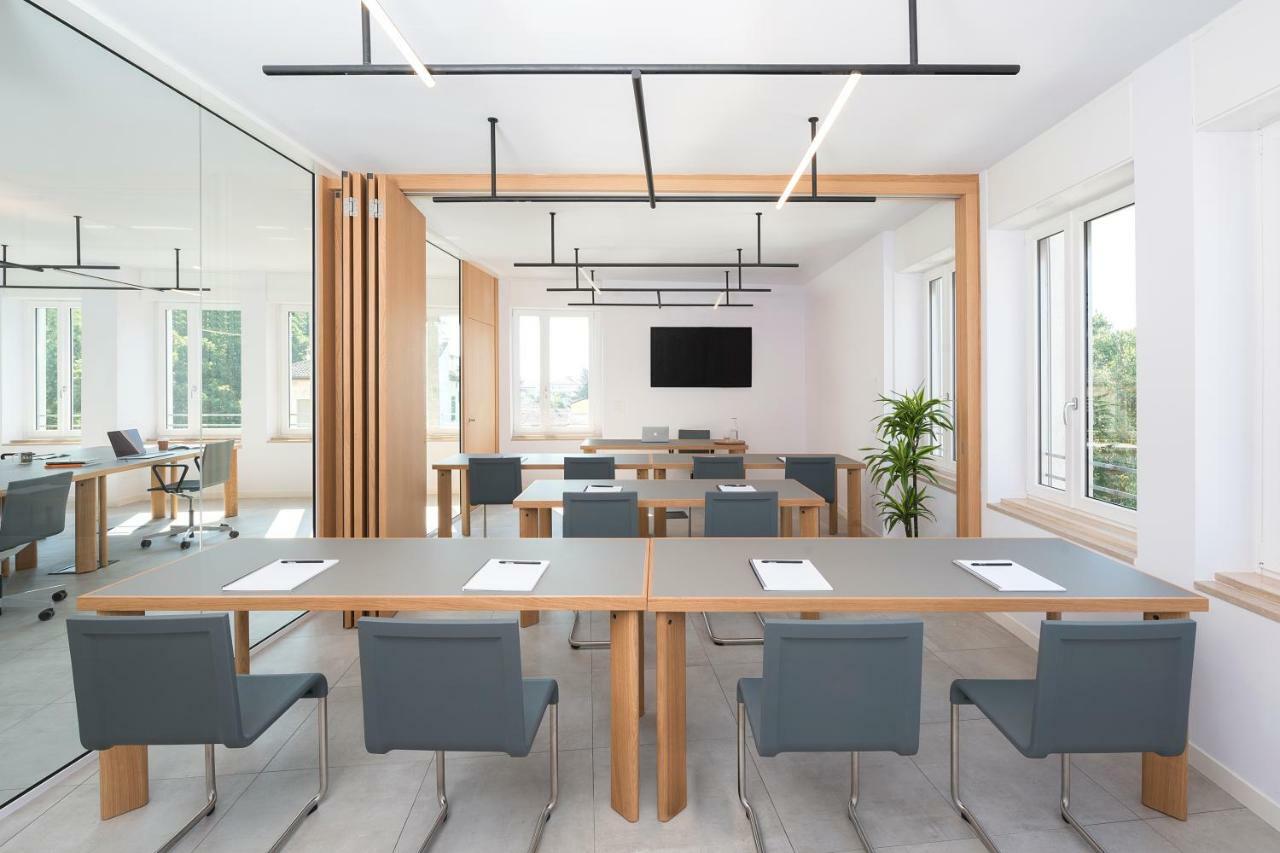 Bnbiz - Coworking Hotel 费伦佐拉亚达 外观 照片