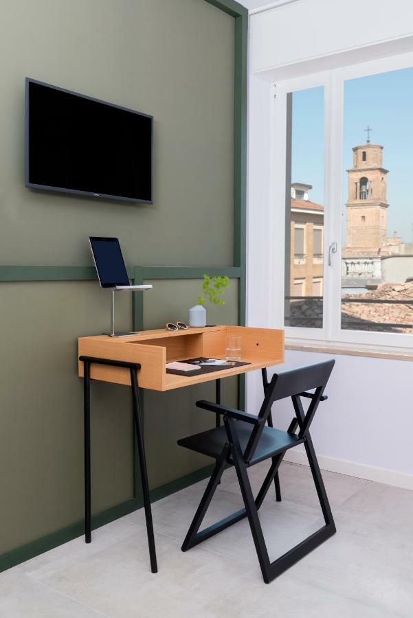 Bnbiz - Coworking Hotel 费伦佐拉亚达 外观 照片